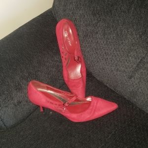Red velvet pumps